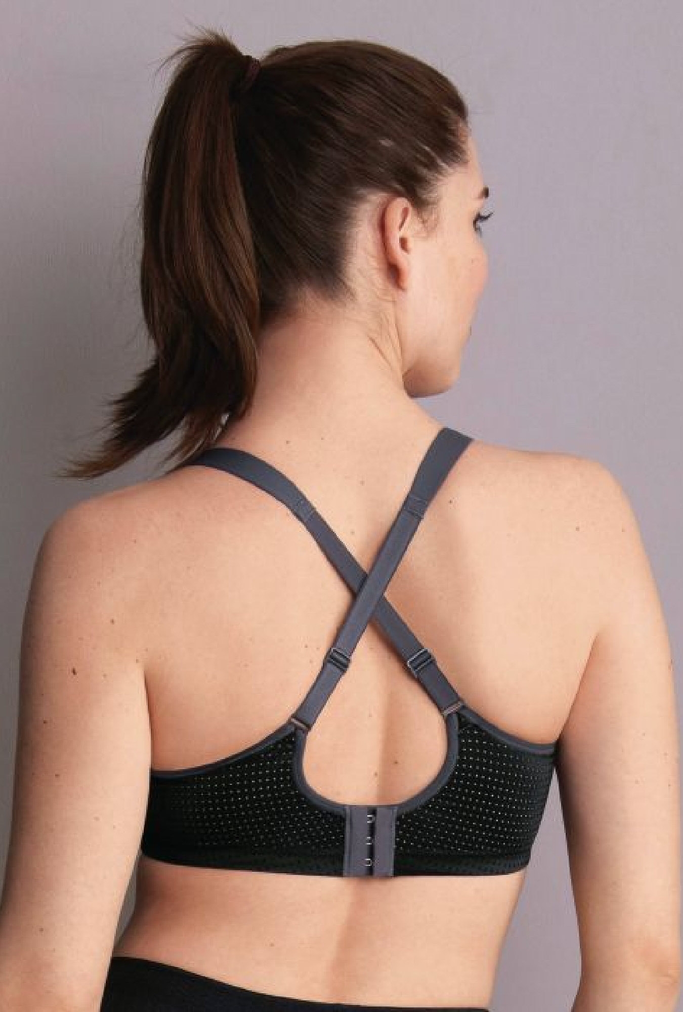 5599 - Performance - Noir – Image 2