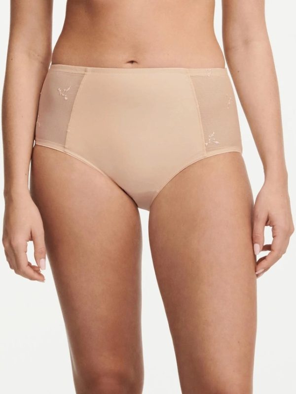 C16b80 - Every Curve - Beige Doré
