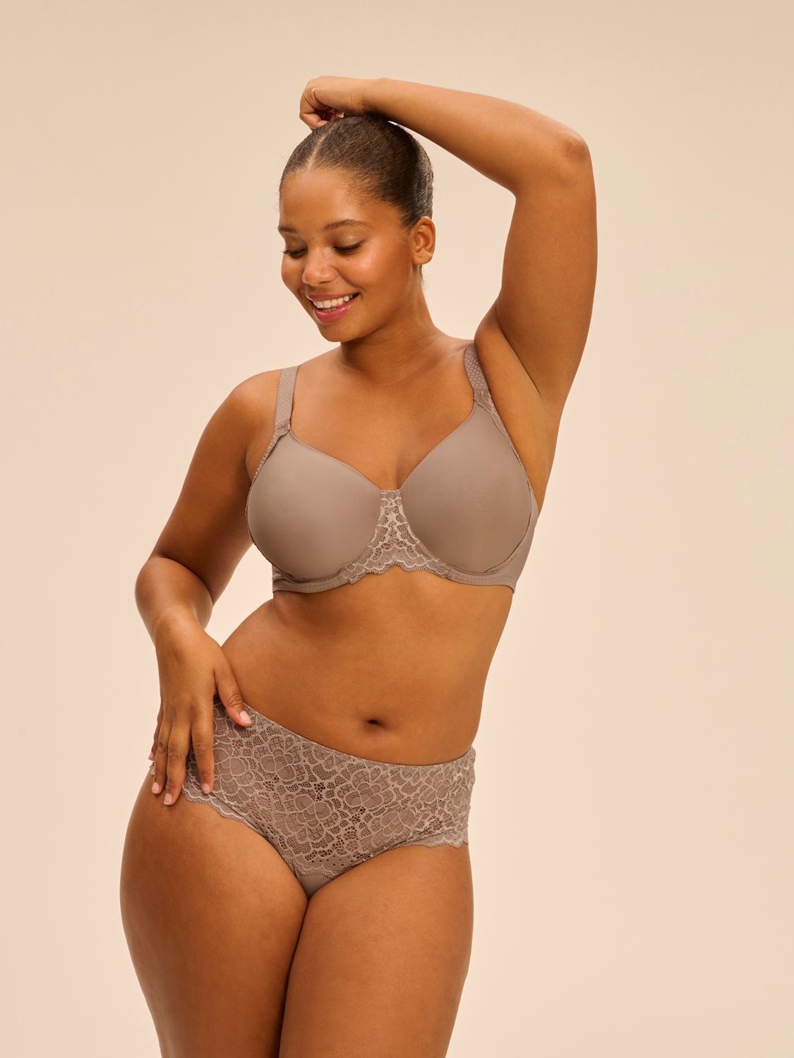 12a380 - Caresse - Grège – Image 5