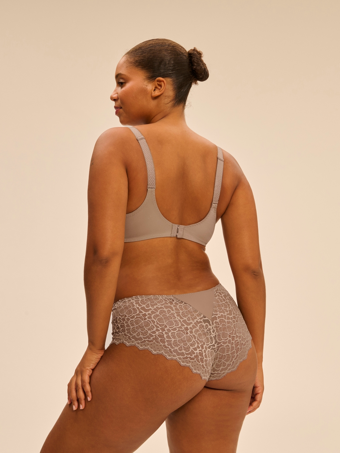 12a380 - Caresse - Grège – Image 6