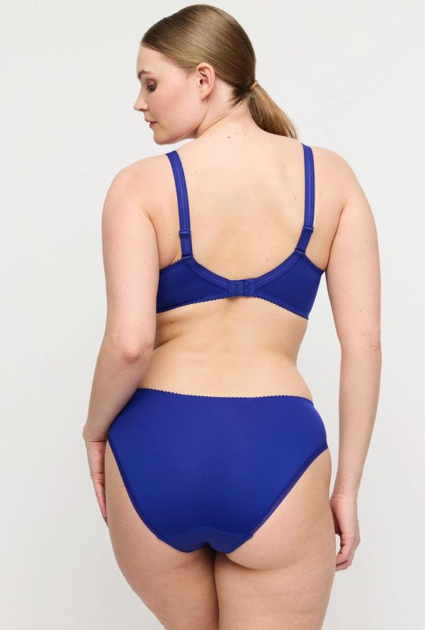 0161810 - Deauville - Iconic Blue – Image 6