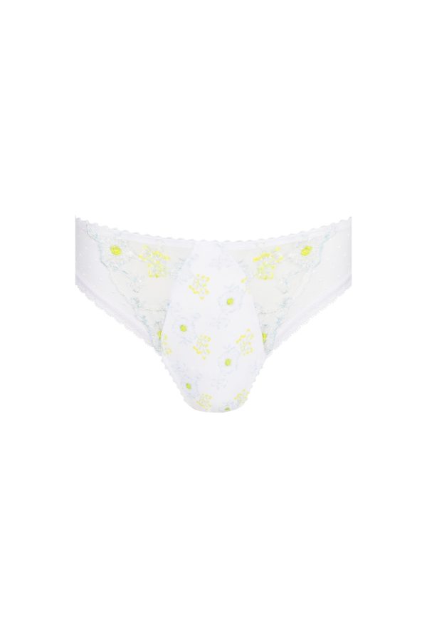 0502680 - Chen - White Yacht – Image 6