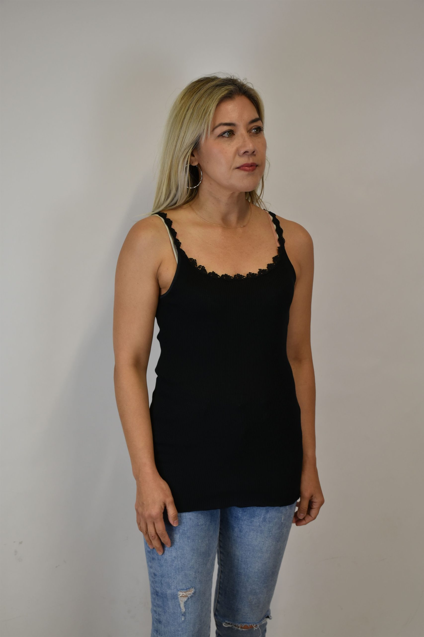 7504 - Ah2024 - Noir