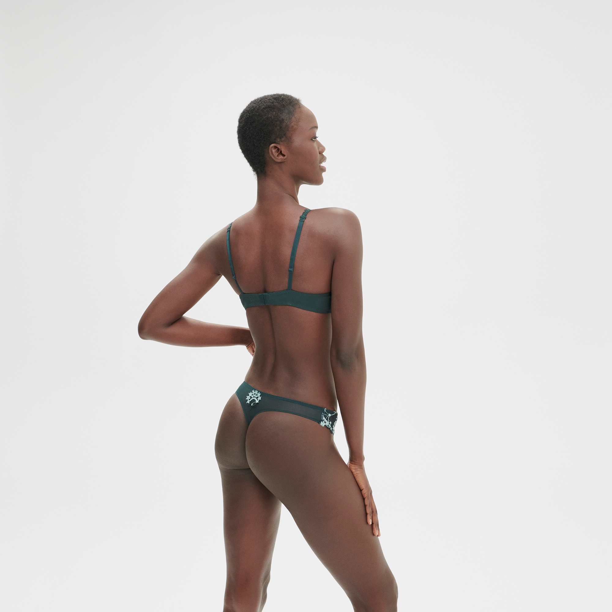 12b710 - Wish - Vert Kolsai – Image 5