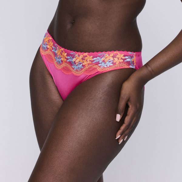 0563540 - Calaluna - Blogger Pink – Image 3