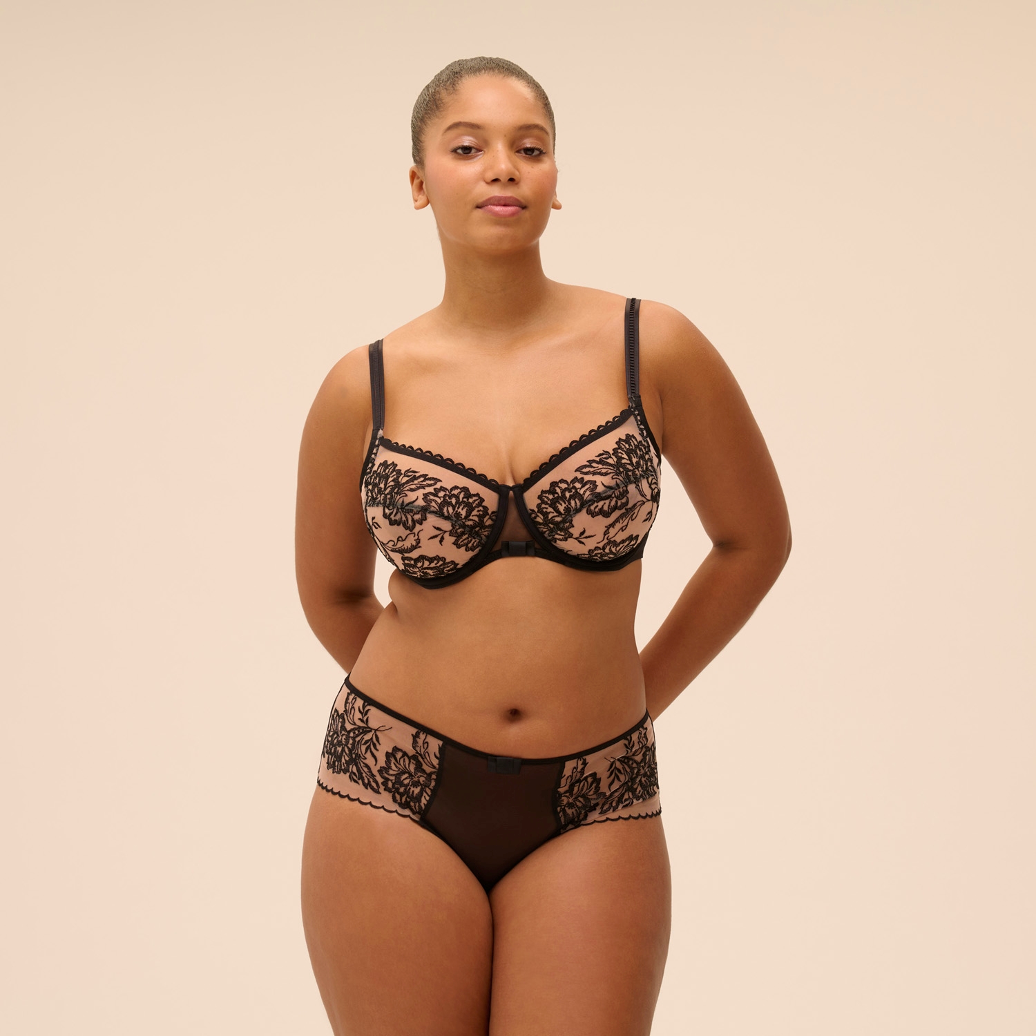 1g2313 - Romance - Noir – Image 4