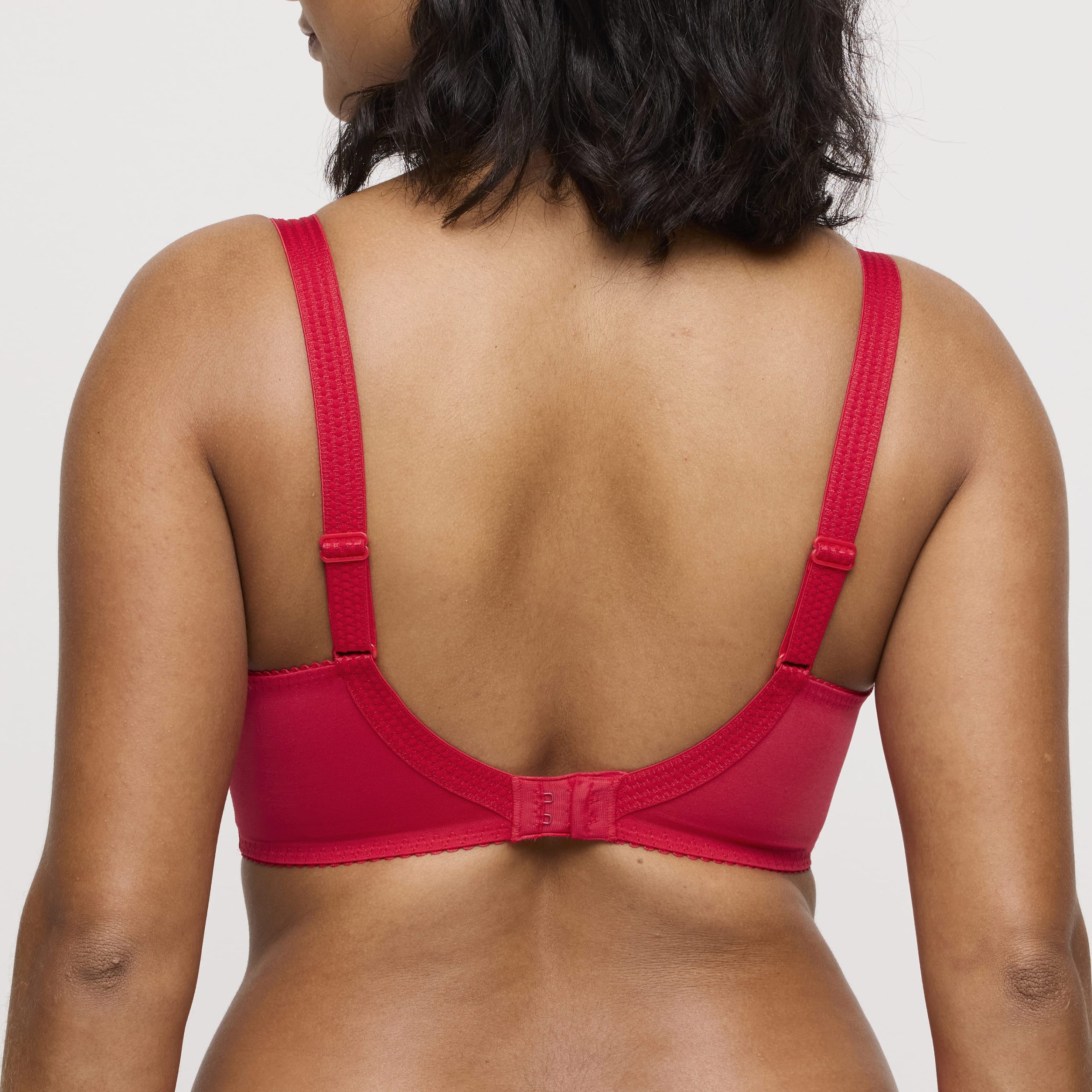 0163380 - Montara - True Red – Image 8