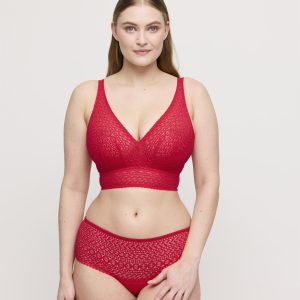 0663381 - Montara - True Red