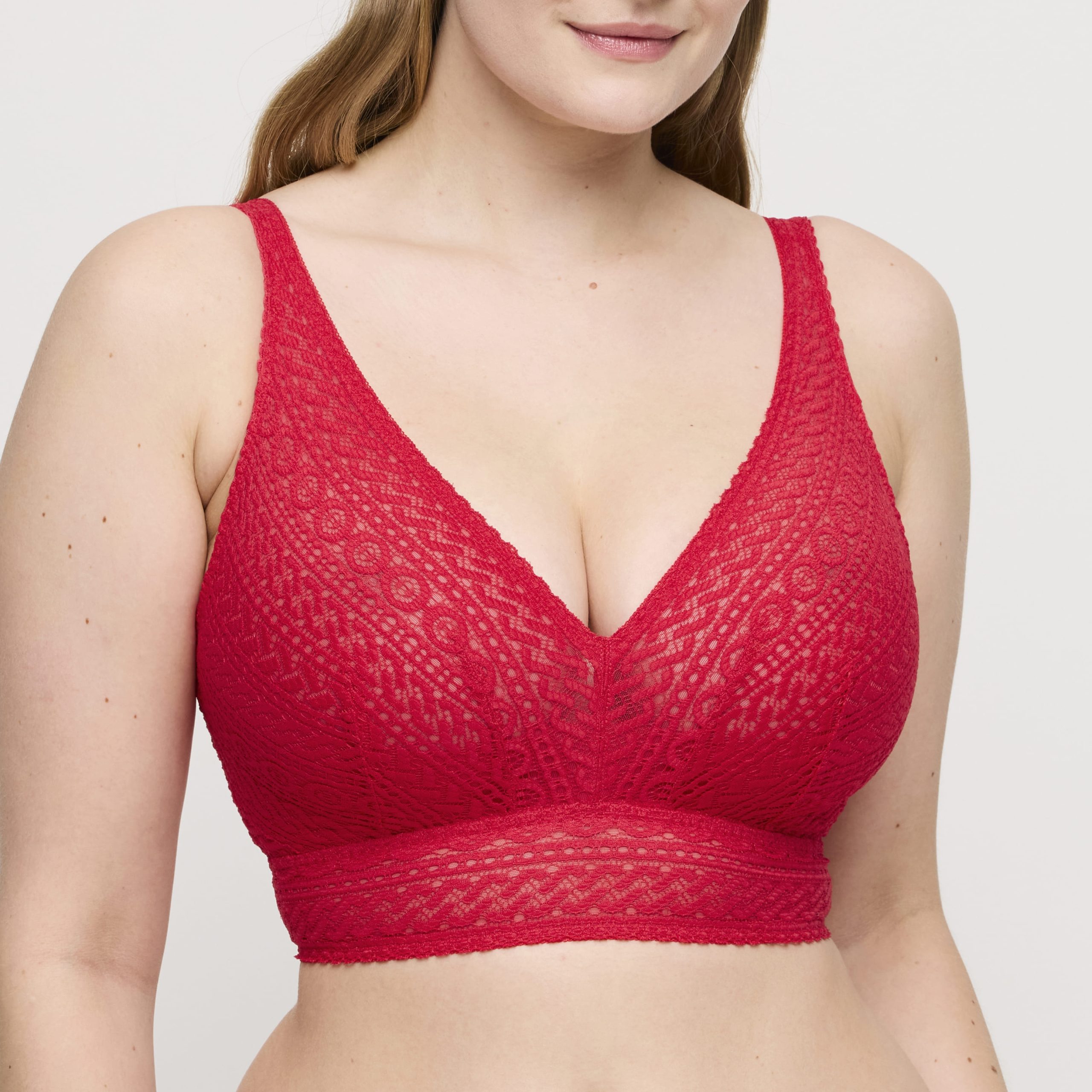 0163386 - Montara - True Red – Image 7