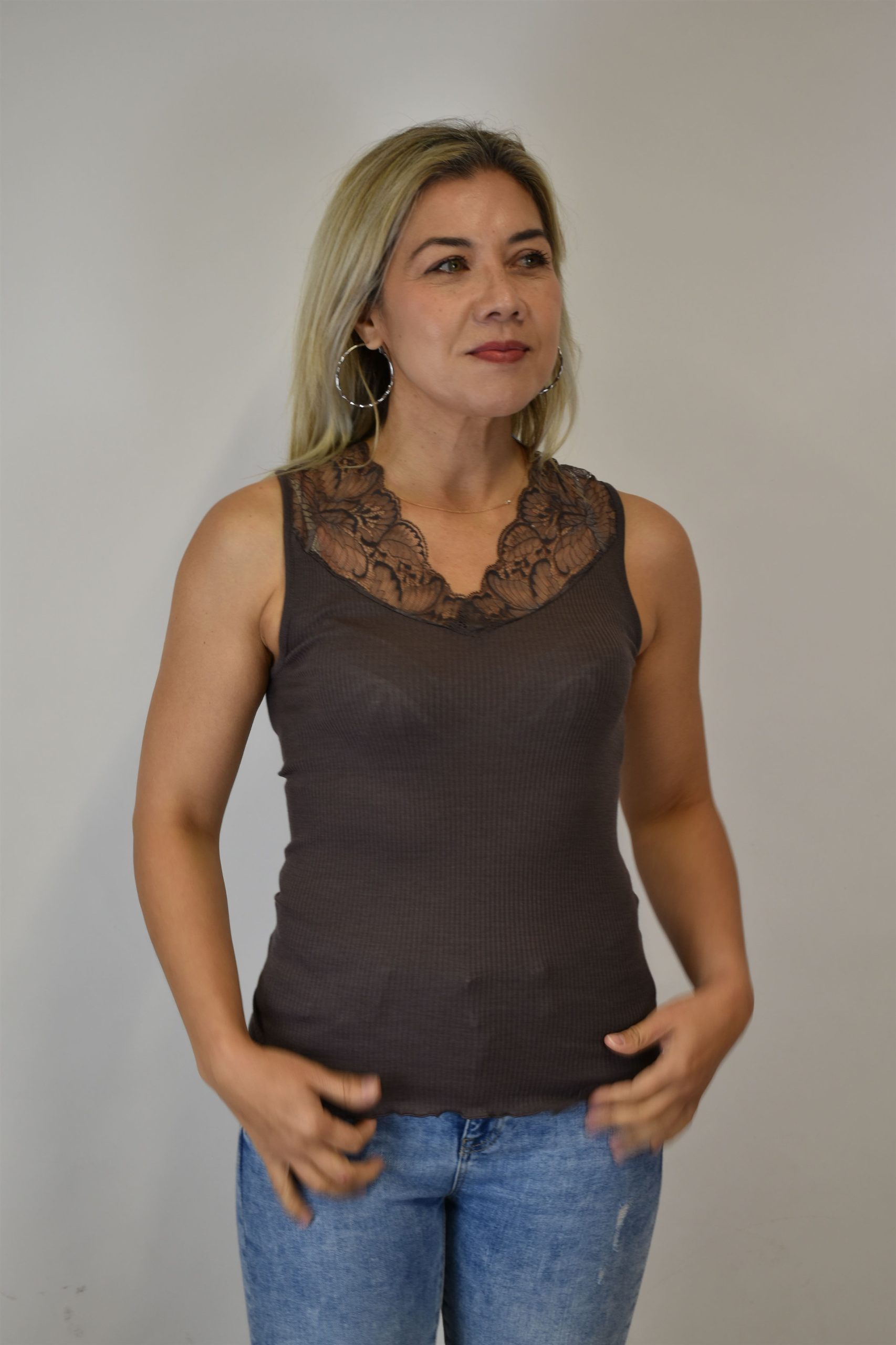7615 - Ah2025 - Taupe