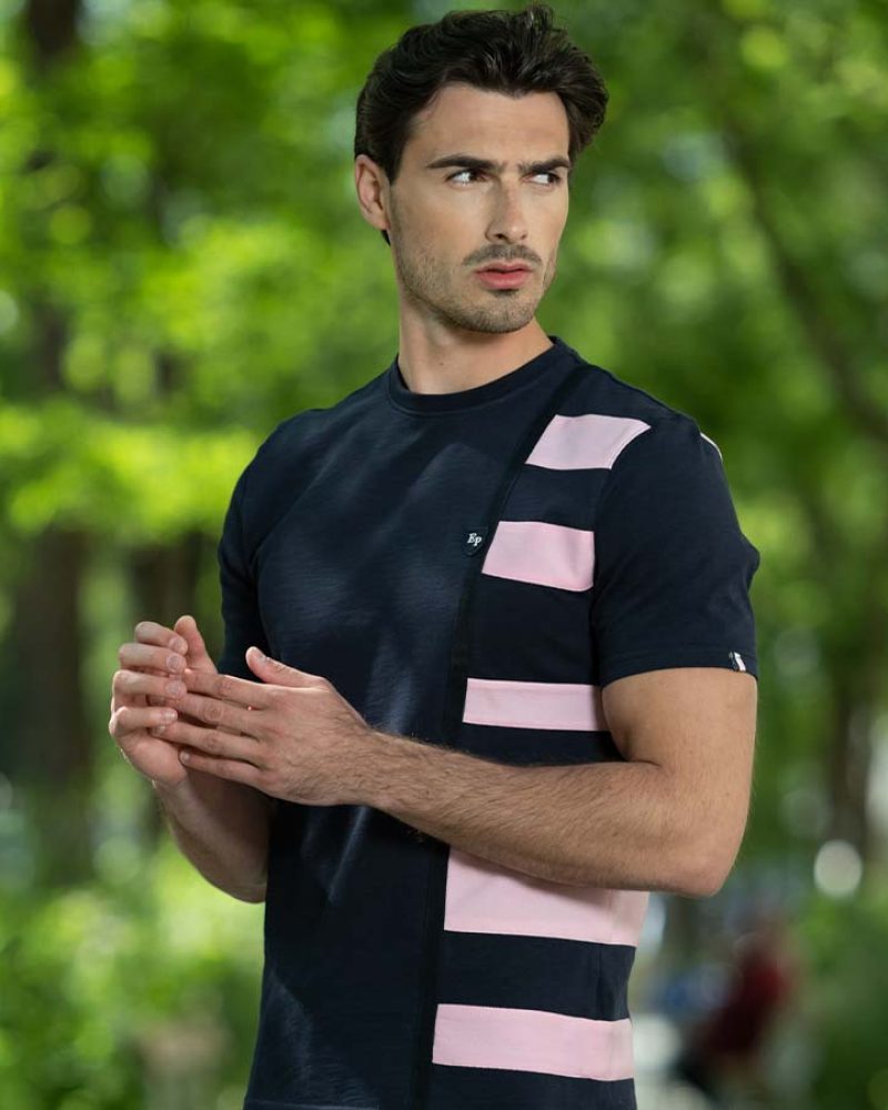 edenPark_hommeDeboutRegardantAuLoin edenPark_hommeDeboutRegardantAuLoin